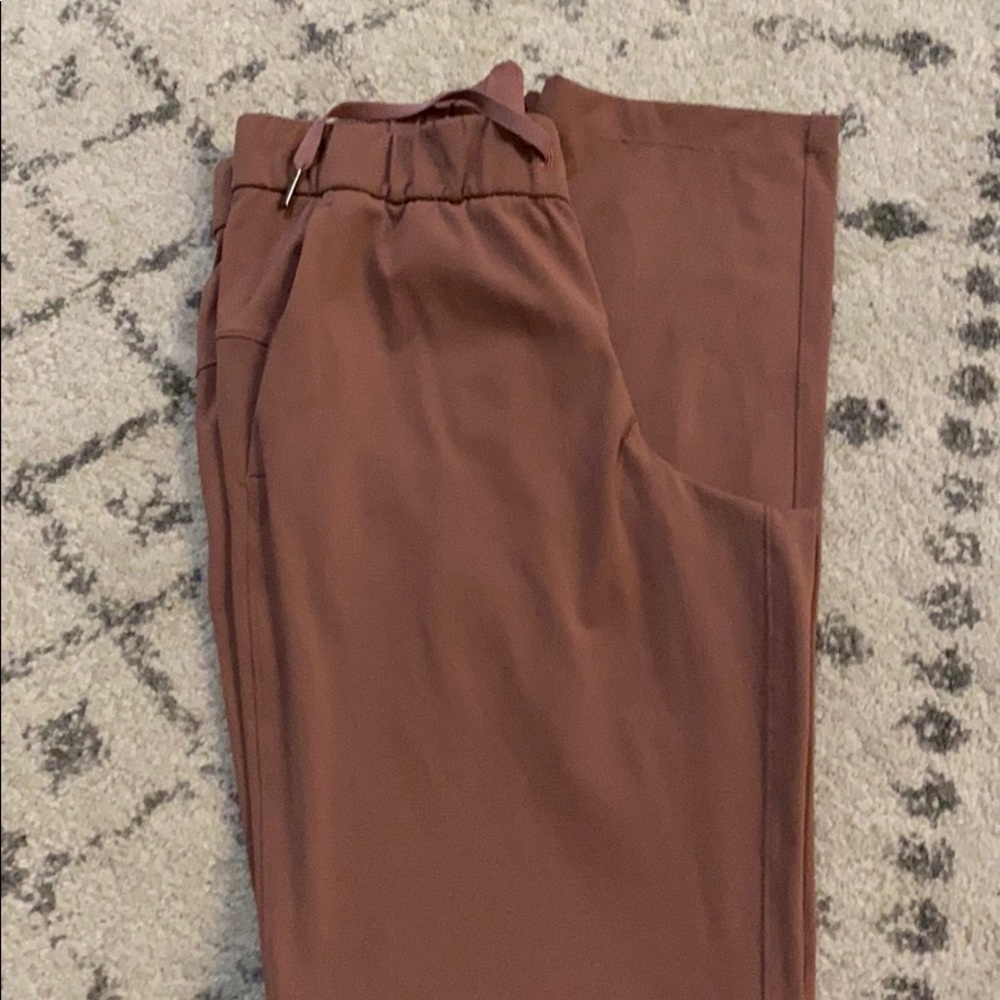 Lululemon workout pants - Picture 4 of 4
